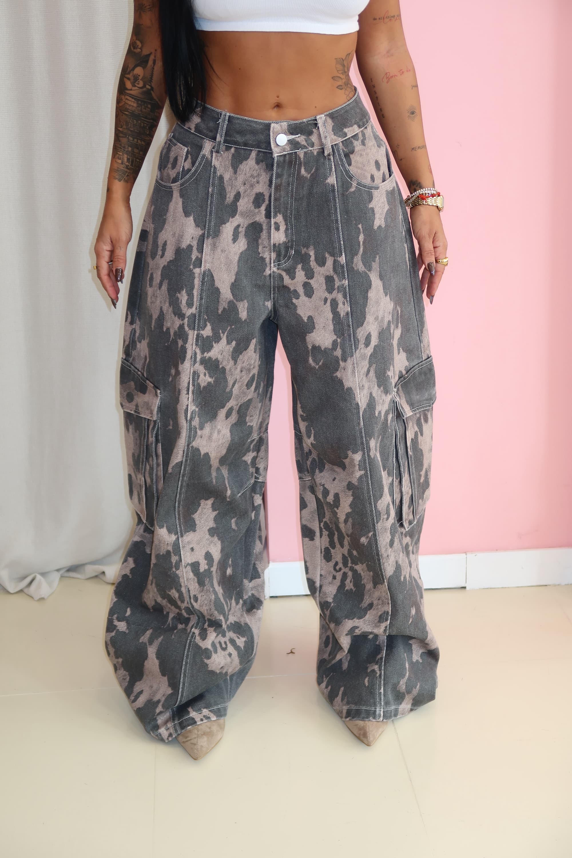 Calças Padrão Escuras